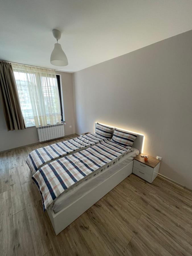 Movie Flats Apartment Sofia Ngoại thất bức ảnh
