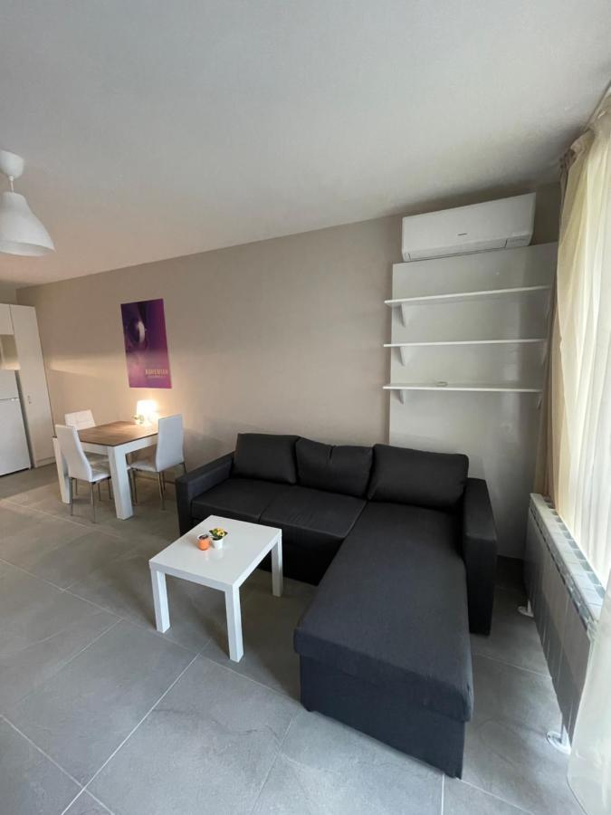 Movie Flats Apartment Sofia Ngoại thất bức ảnh