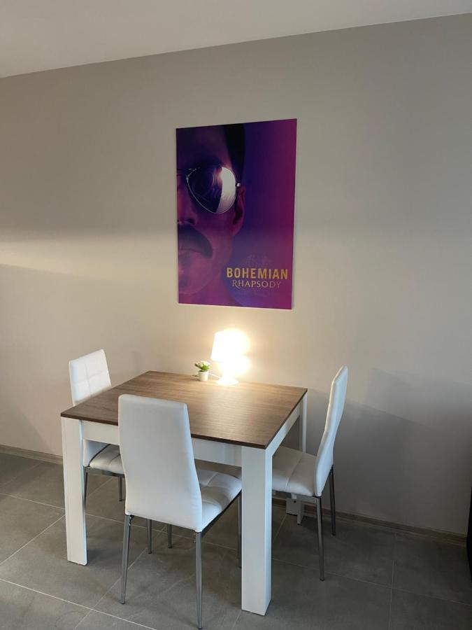 Movie Flats Apartment Sofia Ngoại thất bức ảnh